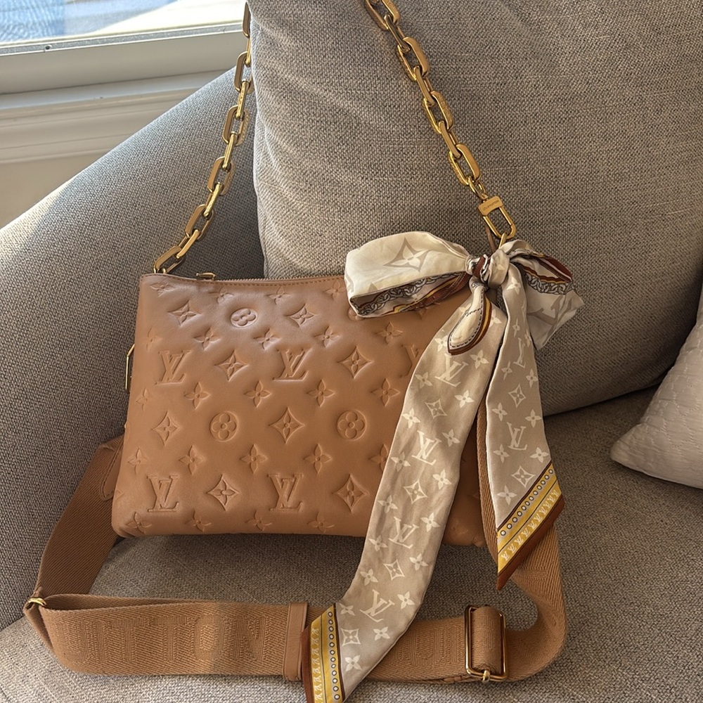 Louis Vuitton Twilly